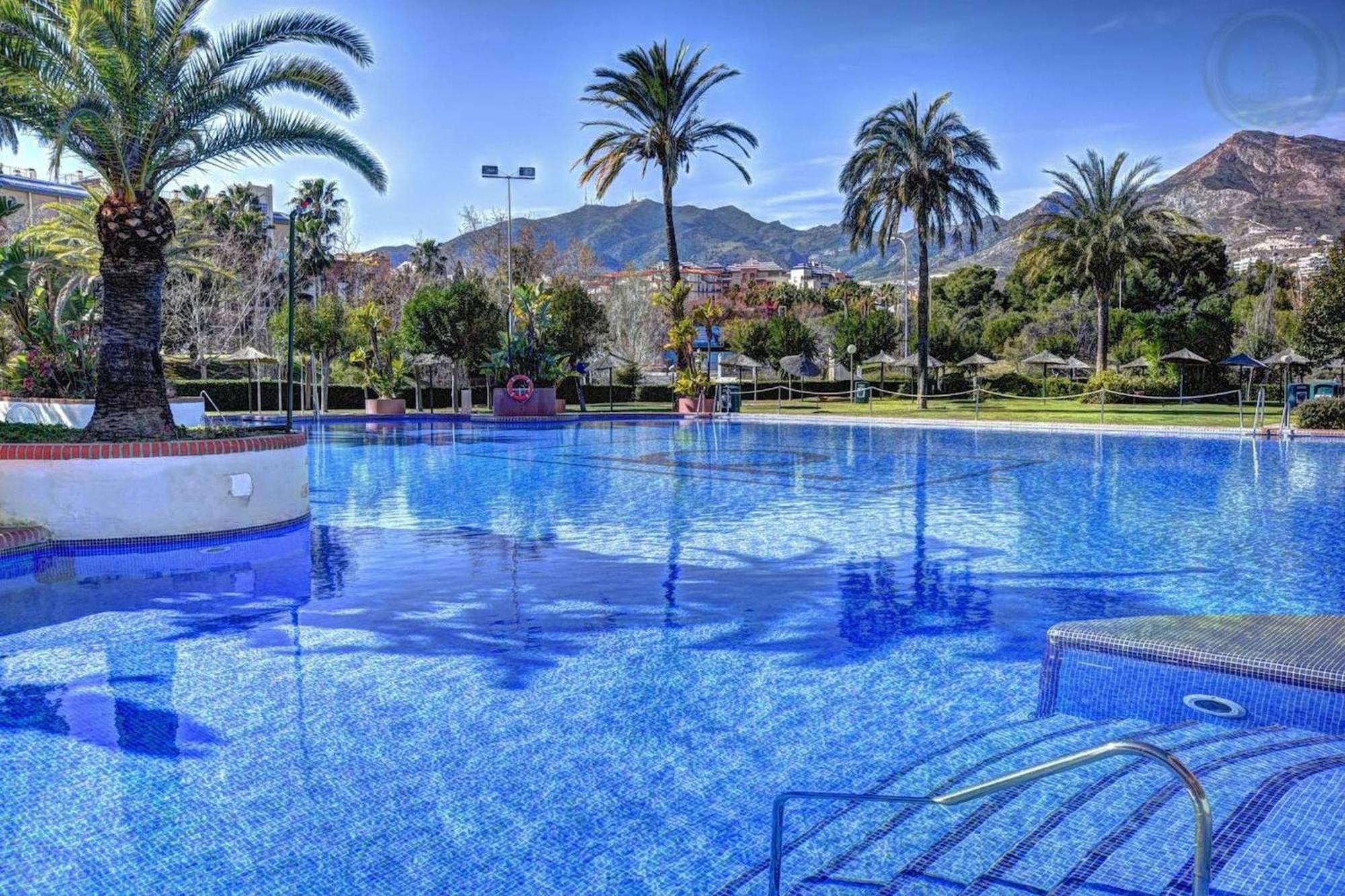 Frontal Sea View Apartment Benalbeach Benalmádena Exterior foto