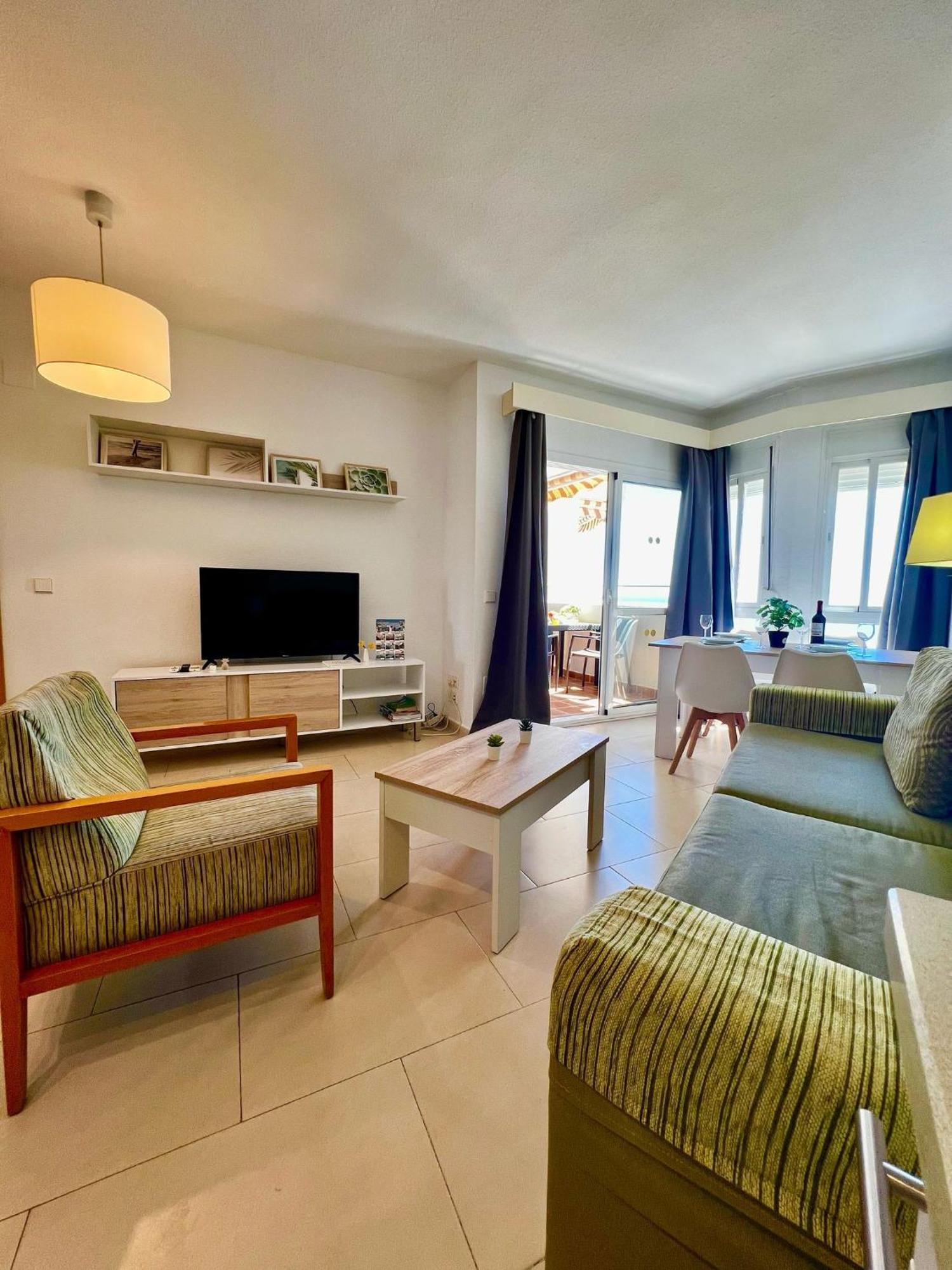 Frontal Sea View Apartment Benalbeach Benalmádena Exterior foto