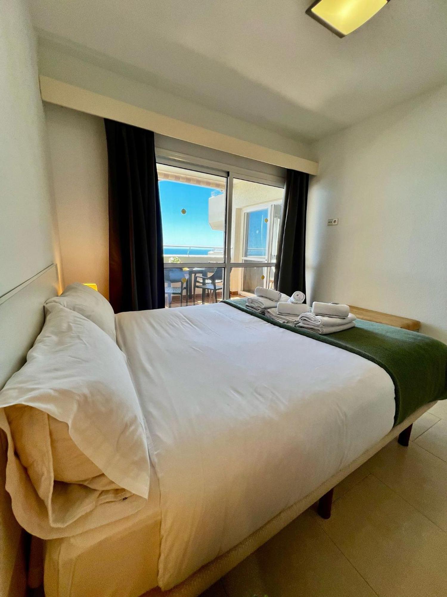 Frontal Sea View Apartment Benalbeach Benalmádena Exterior foto